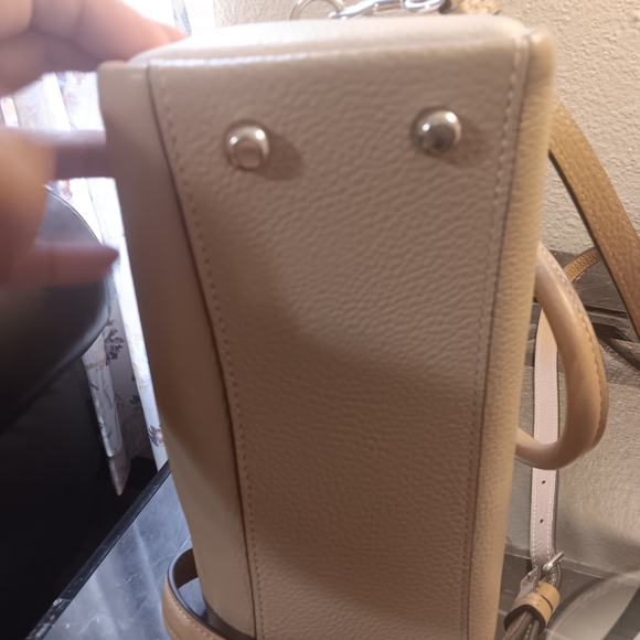 Coach Tan Leather Handbag - Picture 2 of 8